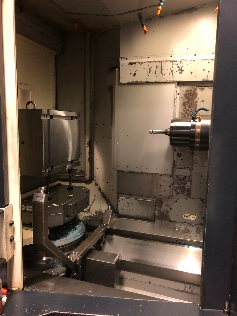 【ロペ】 2005 Makino A61 4-Axis CNC Horizontal Machining Center (#3265)